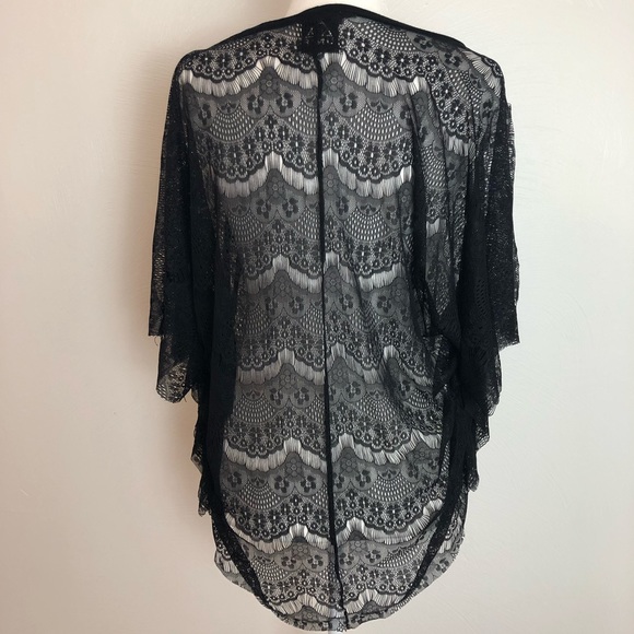 UNIF Black Lace Crop Top - Picture 4 of 7